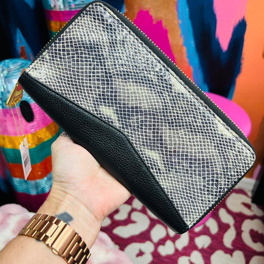 Aimee Kestenberg Oversized Zip Around Wallet Soft Ink Cobra Leather AK447760 NWT